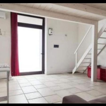 Maestrale Holiday Home Brindisi Luaran gambar